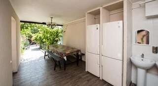 Гостевой дом Guesthouse Sportivnaya 4а Кабардинка Трехместный номер-2